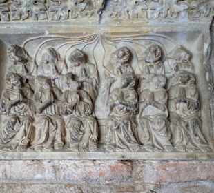 Im Kreuzgang der Kathedrale von Elne