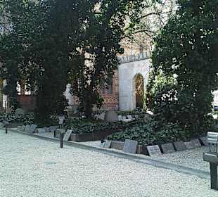 Kl. Friedhof /Synagoge