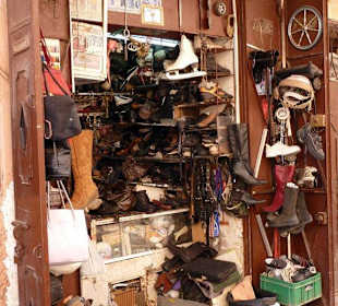 Schuh und Schusterladen