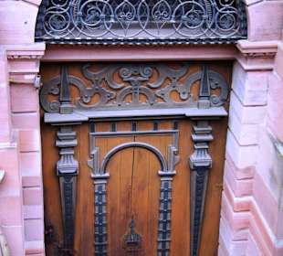 Eingänge am Schloss