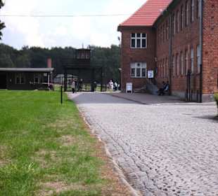 Eingangstor zum ehemaligen KZ Stutthof