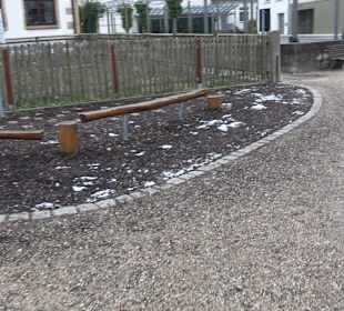 Mehrgenerationengpielplatz Schlösslesgarten