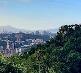 Maokong Gondel -  Rund um Tempel Station