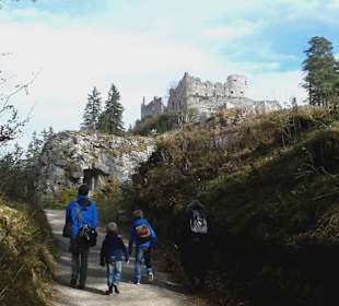 Weg zur Ruine Ehrenberg in Reutte