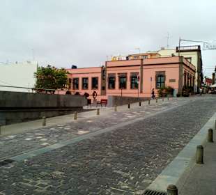 Sehenswürdigkeiten in Arucas, bitte zuordnen Danke