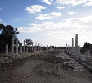 Antike Kollonadenstrasse in Side