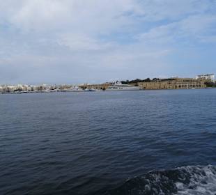 Unterwegs im Hafengebiet von Valletta