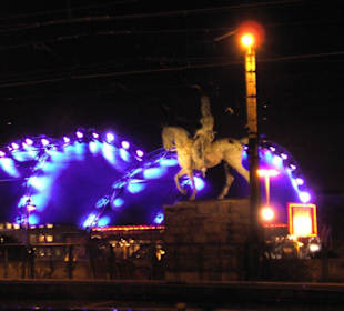 Musical Dome bei Nacht