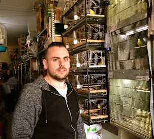 Owner of Rancisa Pet Shop and meeting point