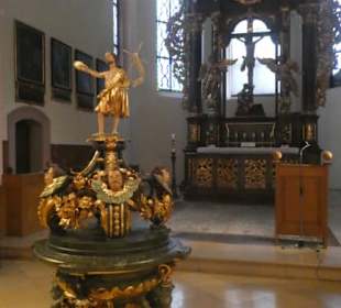 Die Kilianskirche am Dr.-Martin-Luther-Platz