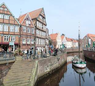 Altstadt Stade - Alte Fachwerkhäuser am Hansehafen
