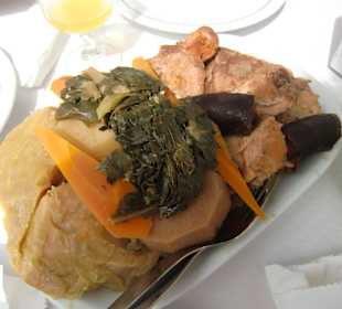 Vulkangericht Cozido - in Furnas