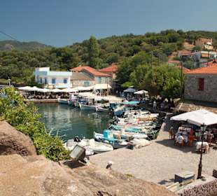 Blick auf den Hafen vom Kirchfelsen