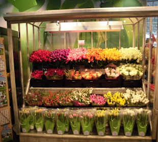 Geschäft in der Abflughalle