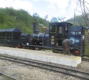 Die Lok "Ing. L.D. Porta" wird gewartet