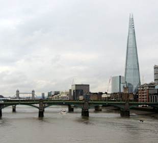 Themse und The Shard