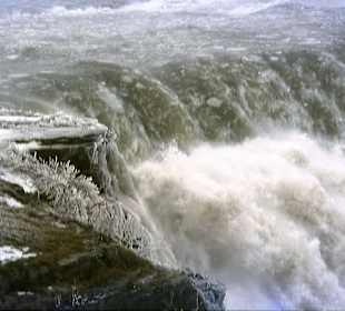 Die Niagara-Fälle im Winter