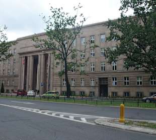 Ministerstwo Edukacji, muzeum więzienia na Szucha