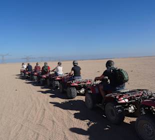 In der Wüste mit den Quads unterwegs