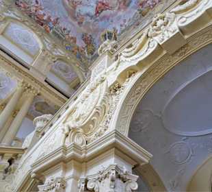 Im Treppenhaus des Schlosses Weissenstein