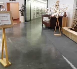 Rezeption - Spa - Ebene 1