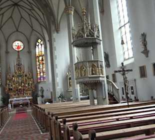 Katholische Pfarrkirche St. Clemens