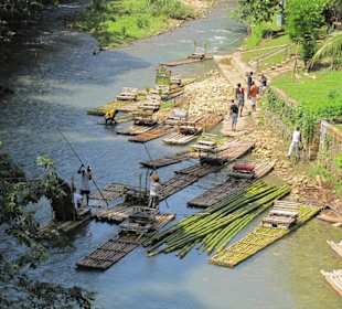 Bambusfloßfahrt Great River