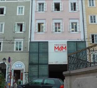 Herbert-von-Karajan-Platz