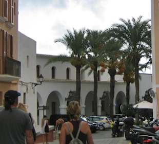 Rathaus / Kloster Santo Domingo