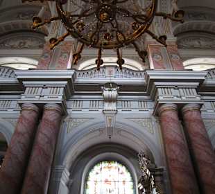 Römisch-Katholische Stadtpfarrkirche