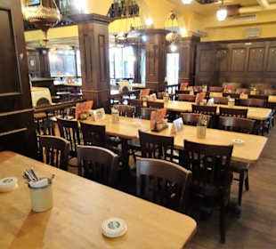 Die Gasträume des Bierhaus en d’r Salzgass