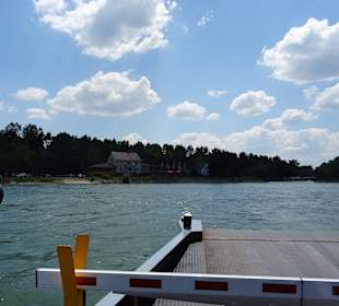Rheinfähre Neuburg