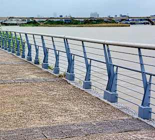 Yanping Riverside Park