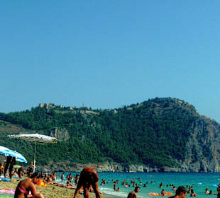 Cleopatra Strand - Ausblick zur Burg!