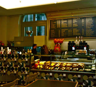 Café Oscar at station Zürich