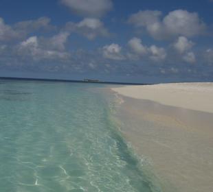 Menschenleerer Strand