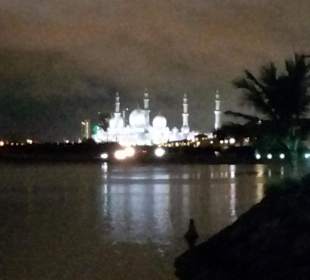 Blick auf die Moschee vom Souq