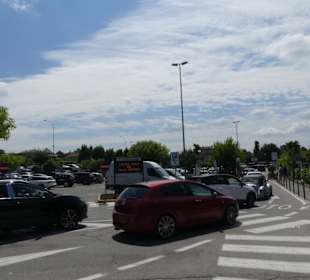 Einfahrt Parkplatz Marra