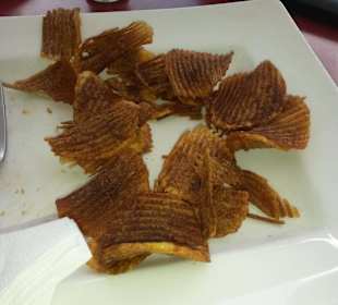 Ungenießbare Chips zum Sandwich