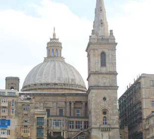 Kirche im Stadtbild von Valletta