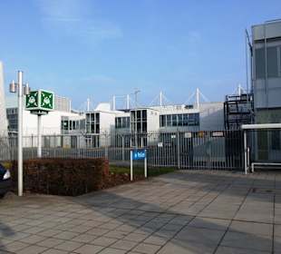 Vorbereich Flughafen Nürnberg
