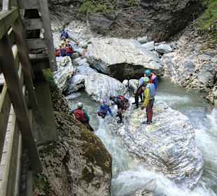 Schwimmen in der Klamm, ein kaltes Vergnügen,