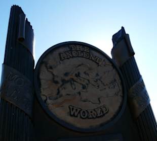 Dettaglio del monumento