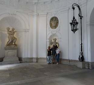 Hof und Eingang
