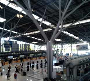 Flughafen Stuttgart (STR)