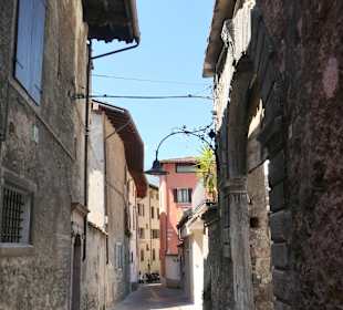 Bummel durch die Altstadt von Arco