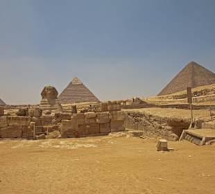 Sphinx und Pyramiden