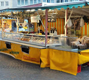 Rundgang über den Bonner Wochenmarkt Rathausplatz