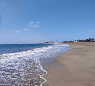 Strände und Promenaden zum Spazieren.. Hotel Riu Paraiso Lanzarote