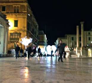 Valletta bei Nacht